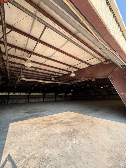 More Photos Of 845 S Jason St, Denver Warehouse For Sale