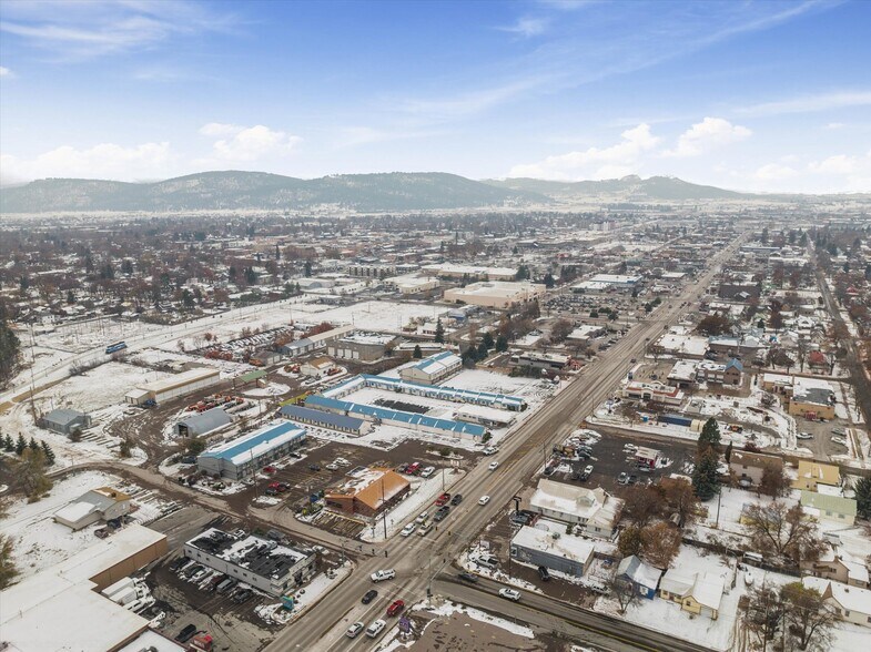 More Photos Of 702 E Idaho St, Kalispell Office For Sale
