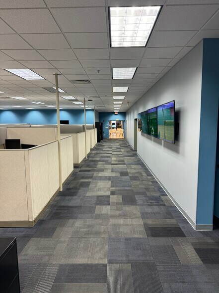 More Photos Of 745-755 Phoenix Dr, Ann Arbor Research And Development For Sale