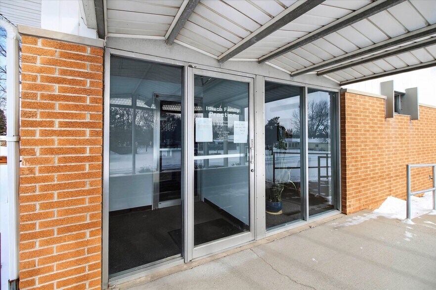 More Photos Of 820 N Pine River St, Ithaca Healthcare For Sale