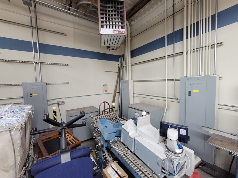 More Photos Of 16260 Church St, Morgan Hill Warehouse For Lease