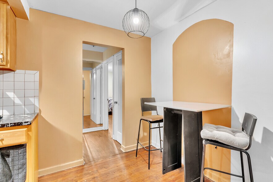 More Photos Of 478 Fabyan Pl, Newark Apartments For Sale