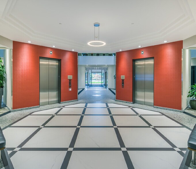 More Photos Of 208 Golden Oak Ct, Virginia Beach Office For Lease