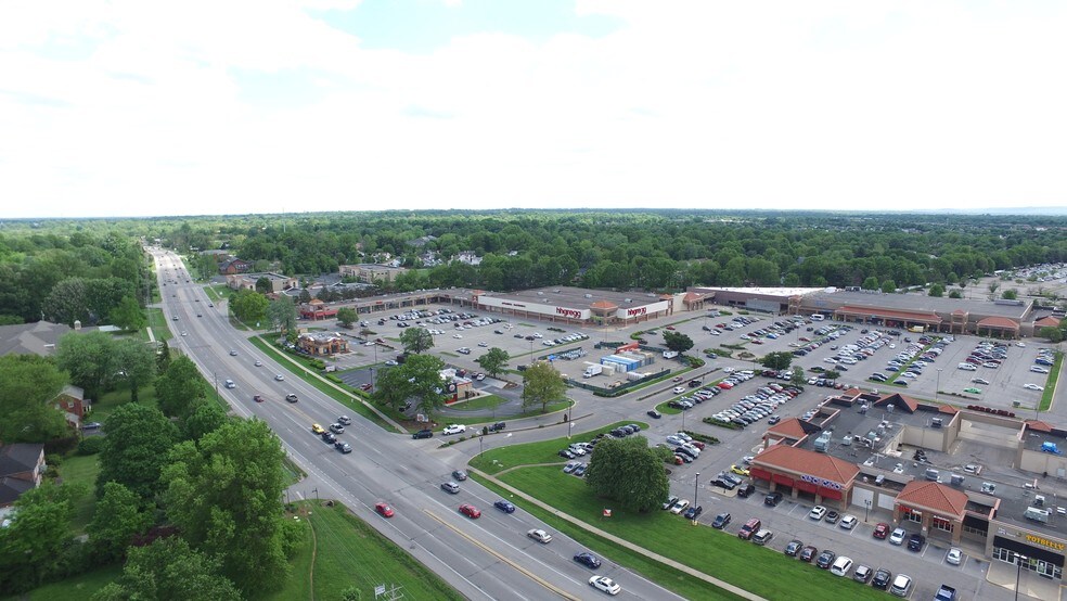 More Photos Of 9132 Taylorsville Rd, Louisville Storefront For Lease