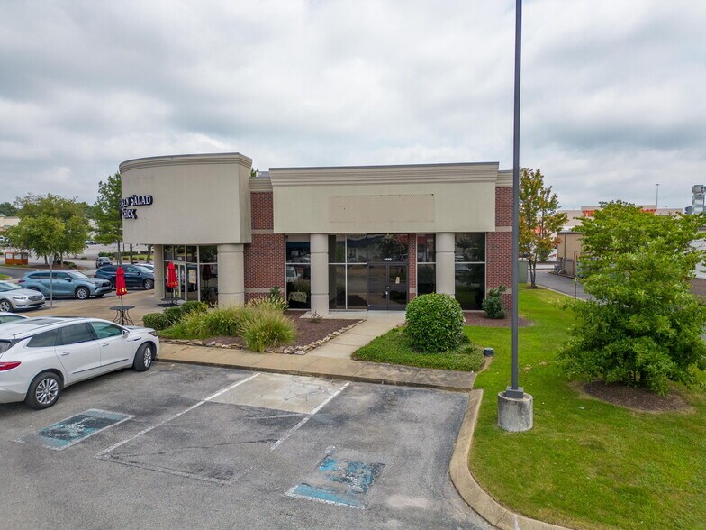 More Photos Of 1130 Vann Dr, Jackson General Retail For Sale