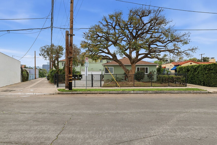 More Photos Of 10714 Valley Spring Ln, North Hollywood Apartments For Sale