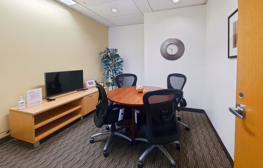 More Photos Of 601 W 1st Ave, Spokane Coworking Space