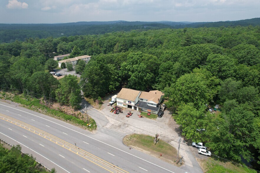 More Photos Of 71 Worcester Road, Charlton Auto Dealership For Sale