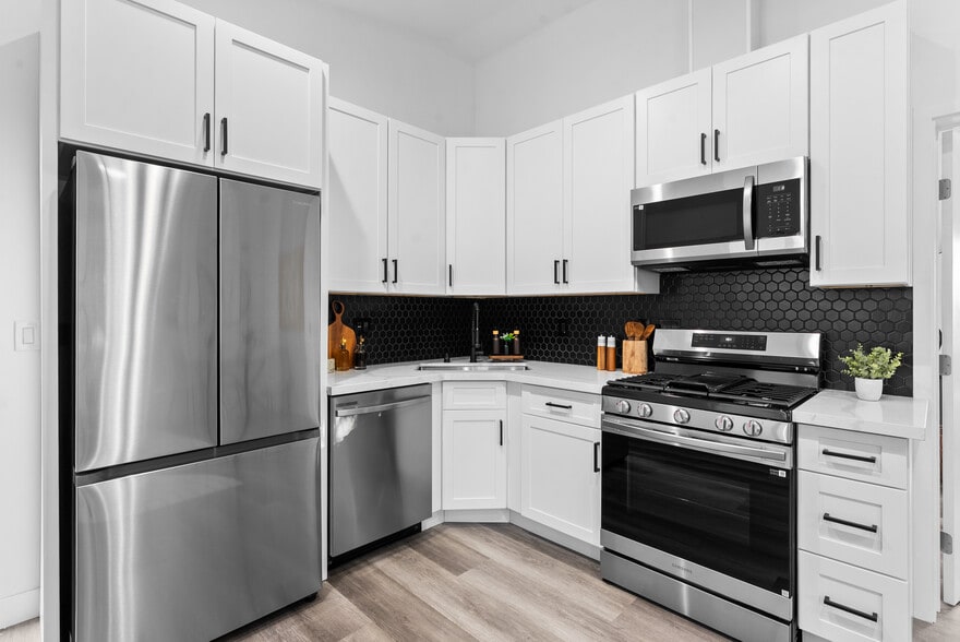 More Photos Of 832 Desty St, San Diego Apartments For Sale