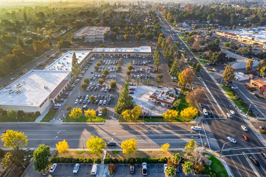 More Photos Of 2080-2086 Foothill Blvd, La Verne Freestanding For Lease