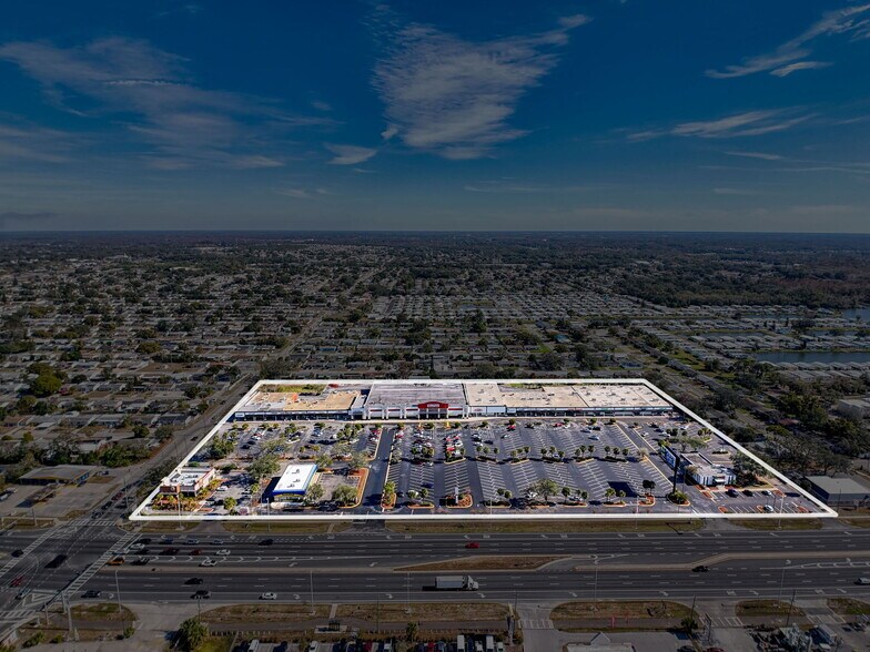 More Photos Of US Highway 19, Holiday General Retail For Lease