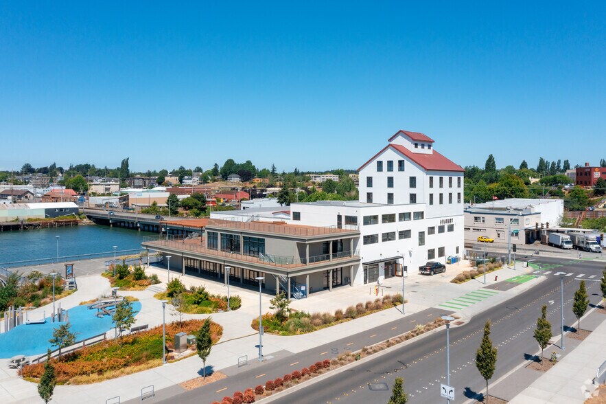 More Photos Of 1211 Granary Ave, Bellingham Office For Lease