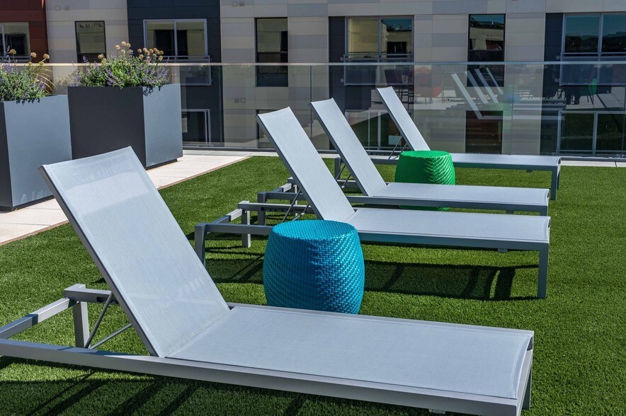 More Photos Of 190 Pleasant St, Malden Apartments For Lease