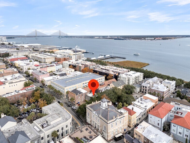 More Photos Of 12 Gillon St, Charleston Office For Lease