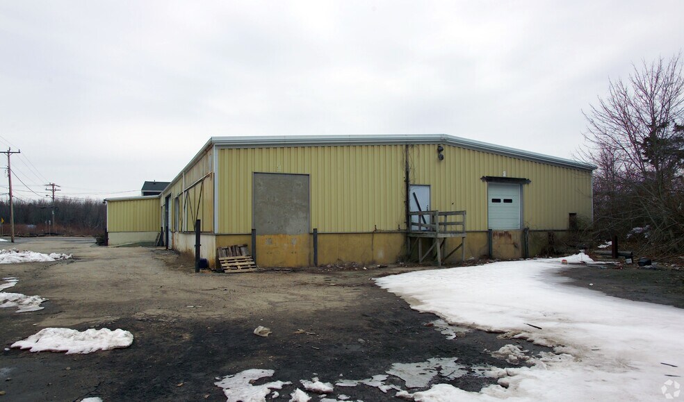 More Photos Of 35 Iyannough Rd, Hyannis Refrigeration Cold Storage For Sale