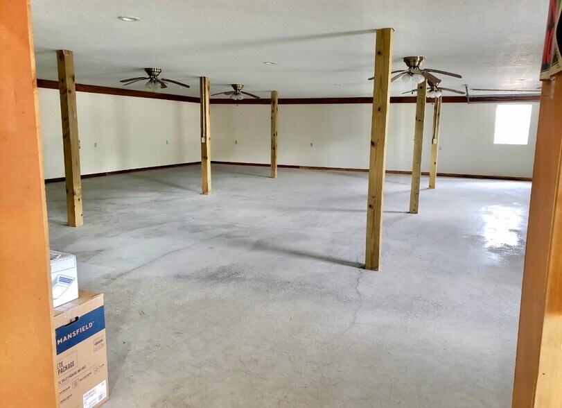 More Photos Of 104 N Orange St, Butler Freestanding For Sale