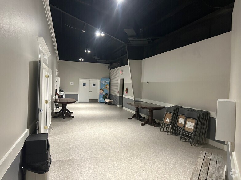 More Photos Of 15501 Ranch Road 620 N, Austin Flex For Lease