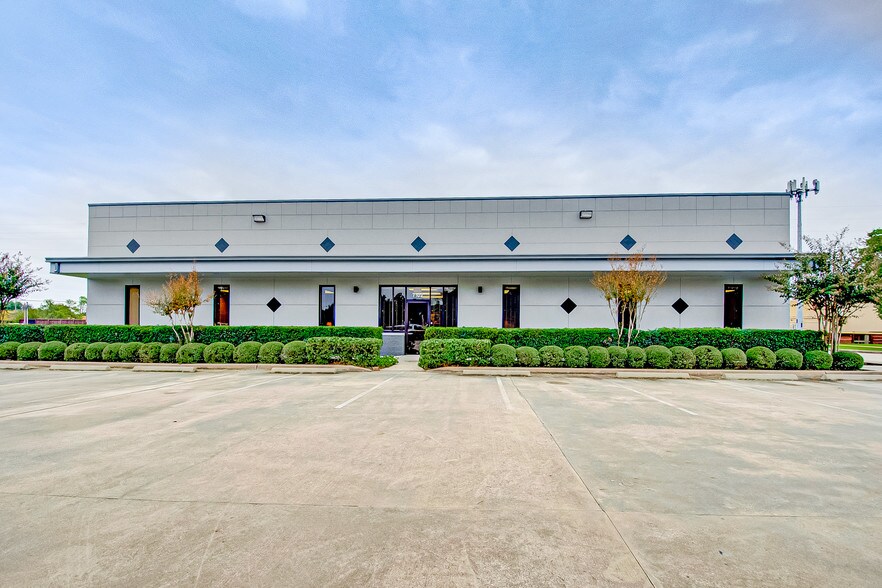 More Photos Of 7102 Glen Chase Ct, Houston Office For Sale