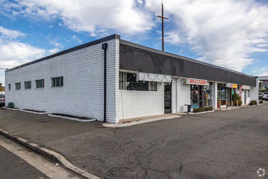 More Photos Of 8951-8959 Chapman Ave, Garden Grove Storefront Retail Office For Sale