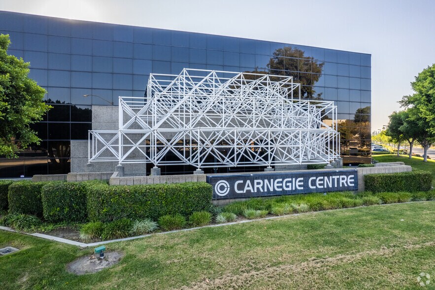 More Photos Of 2500 Red Hill Ave, Santa Ana Medical For Sale