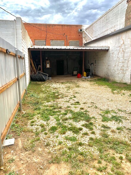 More Photos Of 809 Main Ave, Ralls Storefront Retail Office For Sale