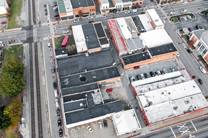 More Photos Of 123 S Railroad Ave, Dunn General Retail For Sale