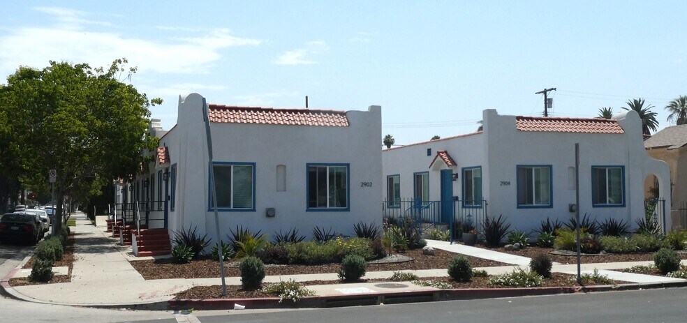 More Photos Of 2902 Hillcrest Dr, Los Angeles Apartments For Sale