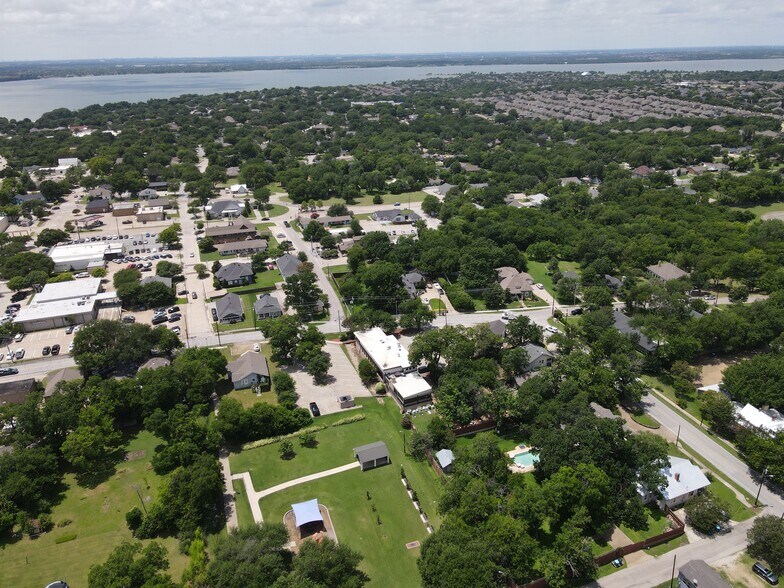 More Photos Of 308 N Fannin St, Rockwall Restaurant For Sale