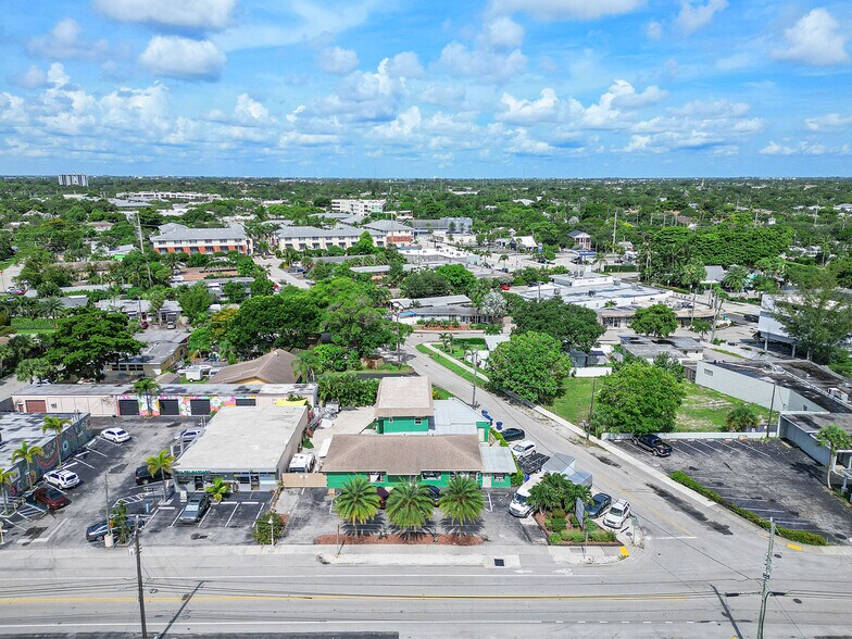 More Photos Of 2435 N Dixie Hwy, Wilton Manors Apartments For Sale
