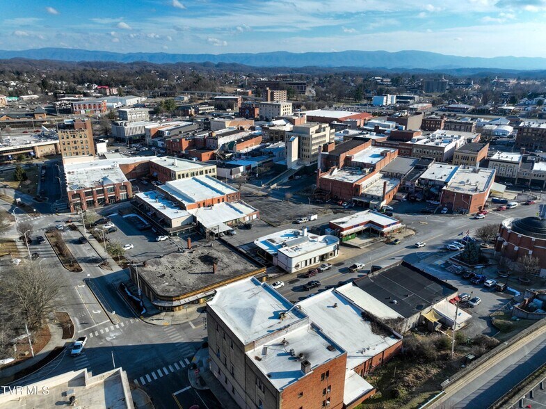 More Photos Of 171 Piedmont Ave, Bristol General Retail For Sale