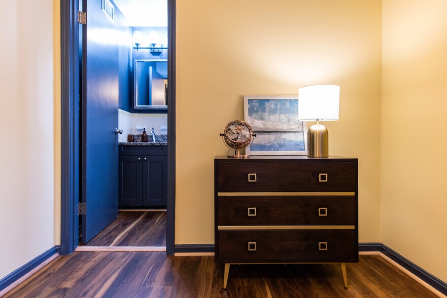 More Photos Of 1225 S 6th St, Louisville Apartments For Sale