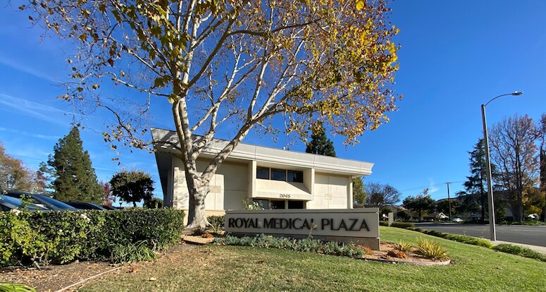 Primary Photo Of 2045 Royal Ave, Simi Valley Medical For Lease