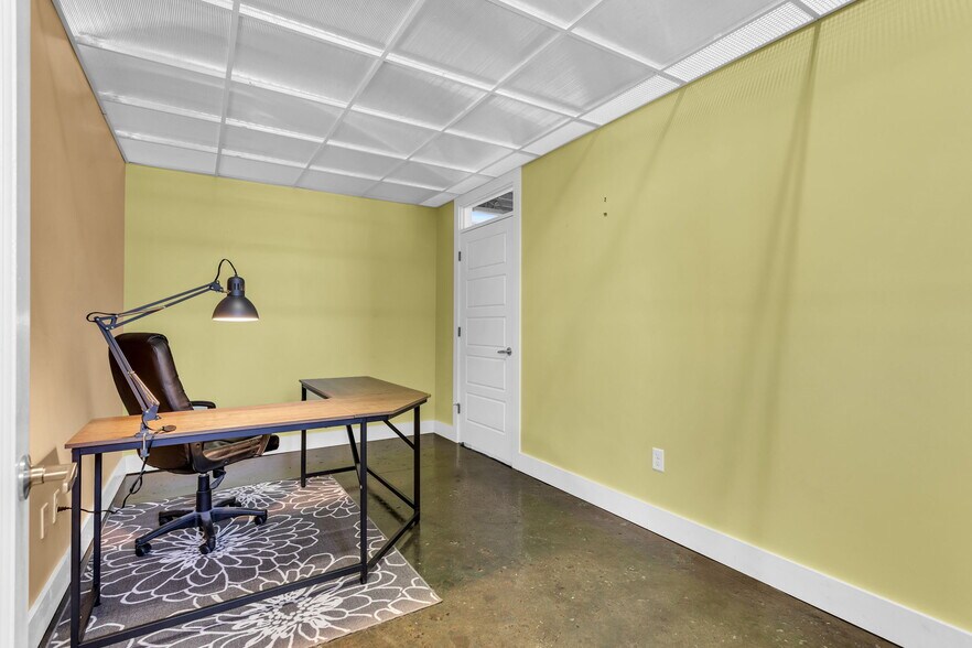 More Photos Of 12461 Veterans Memorial Hwy, Douglasville Loft Creative Space For Lease