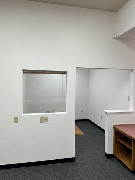 More Photos Of 1660-1690 San Pablo Ave, Pinole Medical For Lease