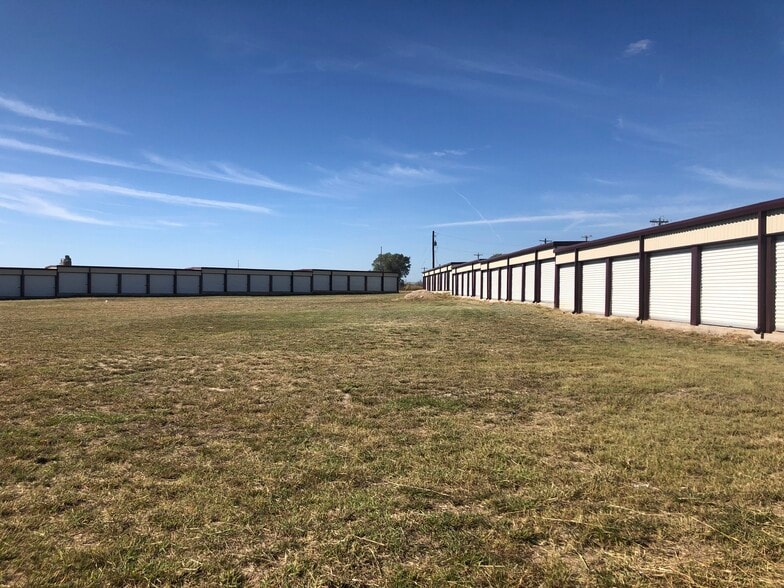 More Photos Of 8877 Stewarts Mdws, College Station Self Storage For Sale