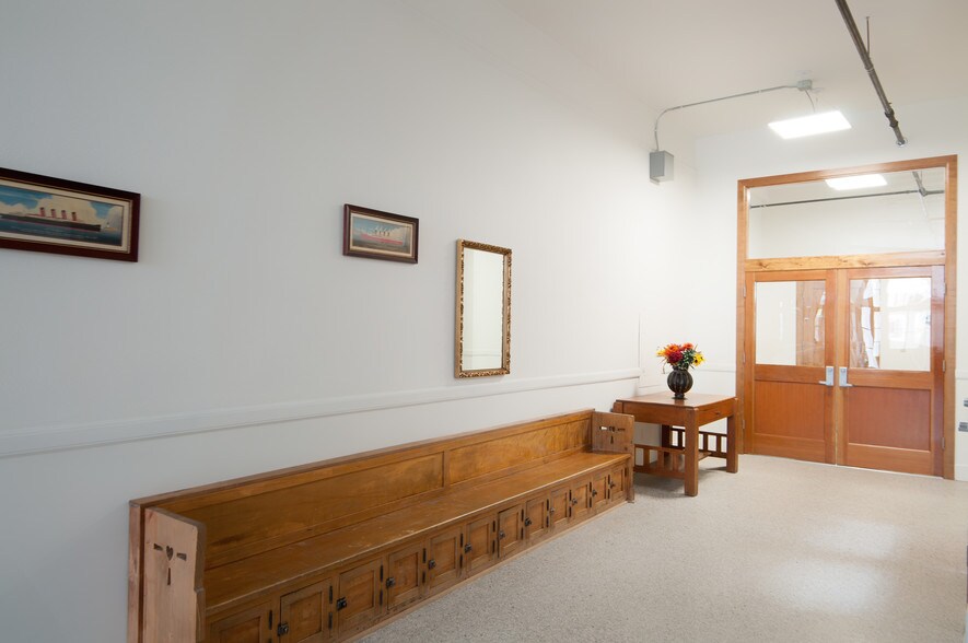 More Photos Of 225 E Reeder St, Dillon Office For Lease