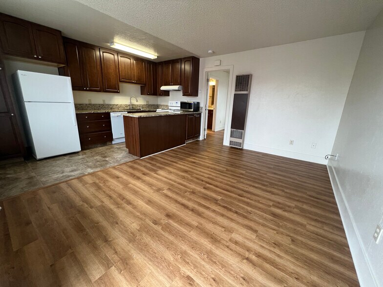More Photos Of 306 E Taylor St, Reno Apartments For Sale