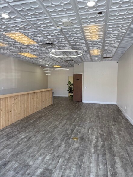 More Photos Of 33527 Yucaipa Blvd, Yucaipa Freestanding For Lease
