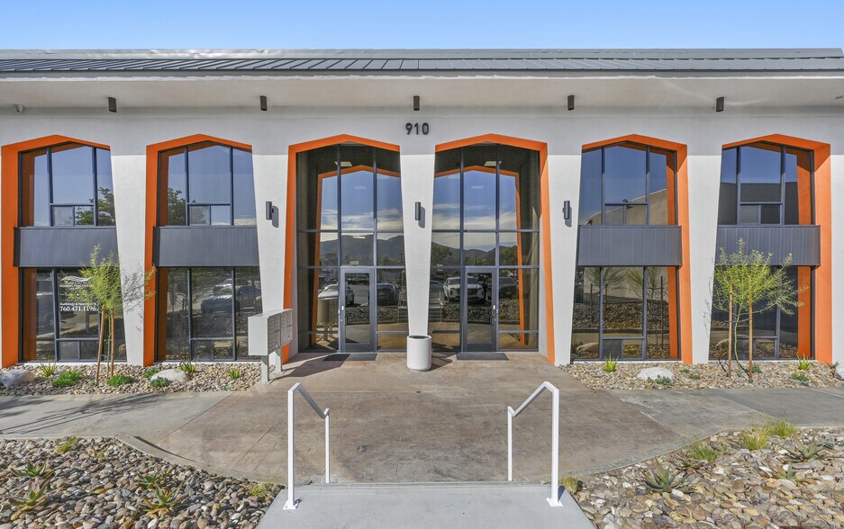 More Photos Of 910 W San Marcos Blvd, San Marcos Unknown For Lease