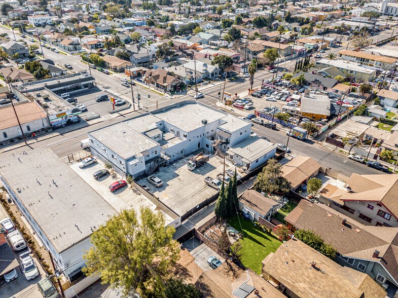More Photos Of 1885-1899 W Jefferson Blvd, Los Angeles Apartments For Sale