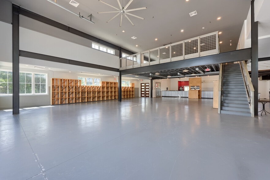 More Photos Of 1440 Market House Ln, Mechanicsburg Restaurant For Sale