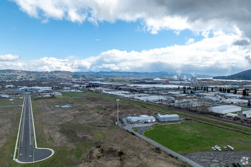 More Photos Of 1330 Alaska St, Longview Land For Sale