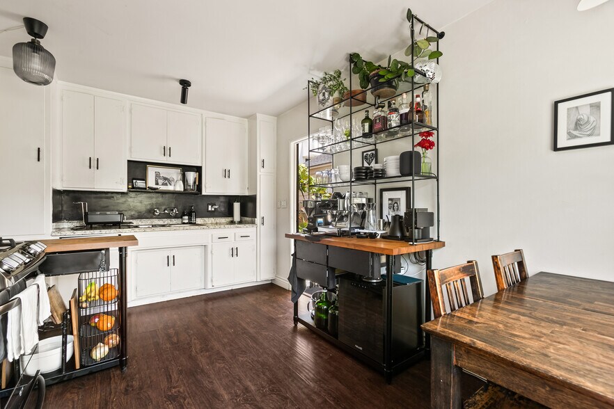 More Photos Of 1519 Missouri St, San Diego Apartments For Sale