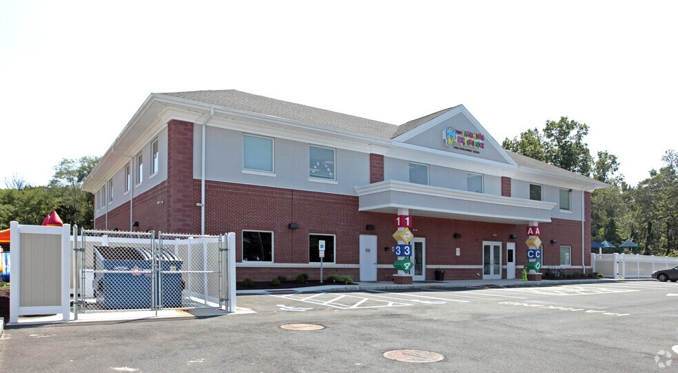 More Photos Of 3754 Us-1 N, Monmouth Junction Daycare Center For Lease