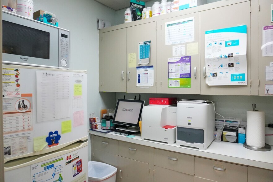 More Photos Of 5626 Everhart Rd, Corpus Christi Office For Sale