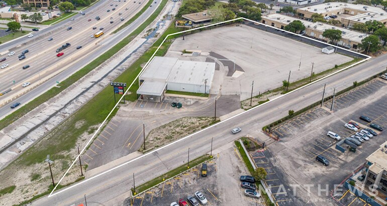 Primary Photo Of 141 N Balcones Rd, San Antonio Showroom For Lease