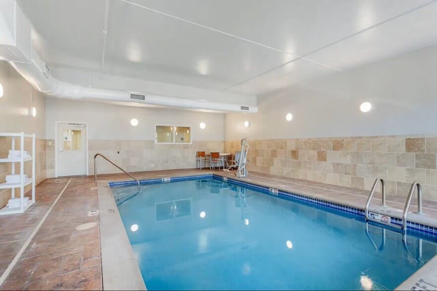 More Photos Of 7230 Region Ln, Knoxville Hotel For Sale