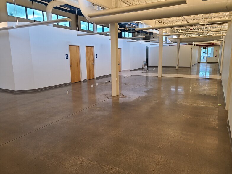 More Photos Of 756 S Redwood Rd, Salt Lake City Medical For Lease