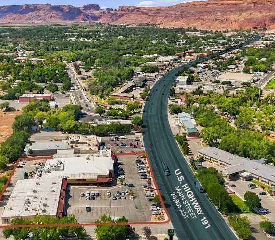 More Photos Of 702 S Main St, Moab General Retail For Sale