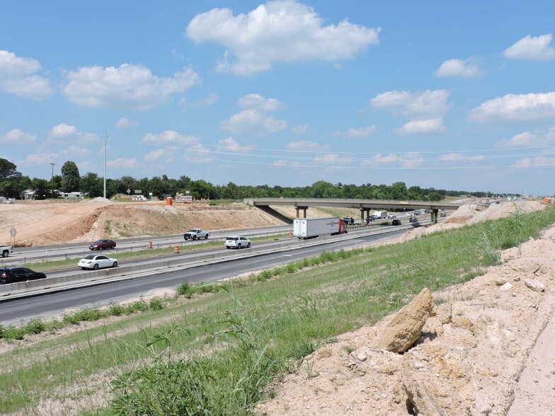 More Photos Of 406 Center Point Rd, Weatherford Land For Sale